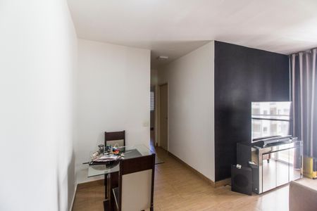 Apartamento à venda com 63m², 2 quartos e 1 vagaSala