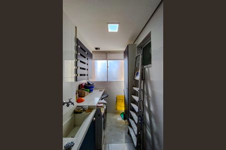 Apartamento à venda com 65m², 3 quartos e 1 vagaÁrea de Serviço