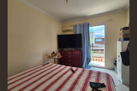 Casa à venda com 280m², 4 quartos e 2 vagas Casa à venda com 280m², 4 quartos e 2 vagasSuíte 4
