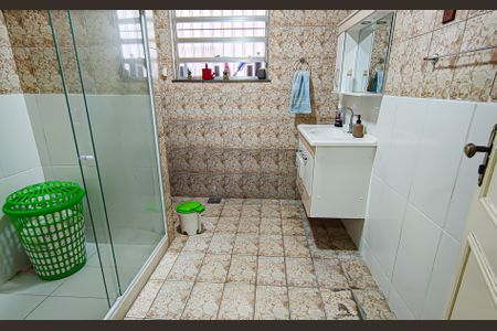 Casa à venda com 230m², 3 quartos e 1 vaga Casa à venda com 230m², 3 quartos e 1 vagaBanheiro