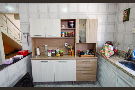 Casa à venda com 230m², 3 quartos e 1 vaga Casa à venda com 230m², 3 quartos e 1 vagaCozinha