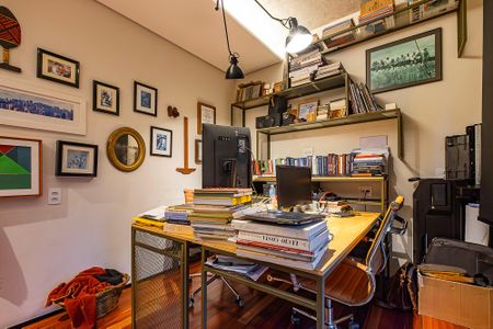 Apartamento à venda com 173m², 2 quartos e 2 vagas Apartamento à venda com 173m², 2 quartos e 2 vagasSuíte 3