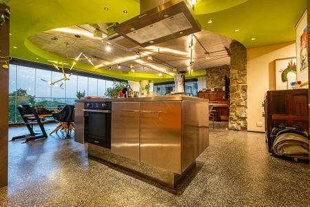 Apartamento à venda com 173m², 2 quartos e 2 vagas Apartamento à venda com 173m², 2 quartos e 2 vagasSala/Cozinha