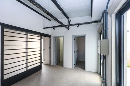Casa de condomínio à venda com 180m², 5 quartos e 3 vagas Casa de condomínio à venda com 180m², 5 quartos e 3 vagasCasa 3 - Sala