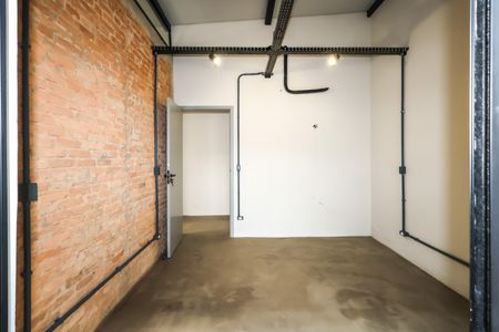 Casa de condomínio à venda com 180m², 5 quartos e 3 vagas Casa de condomínio à venda com 180m², 5 quartos e 3 vagasCasa 1 - Quarto