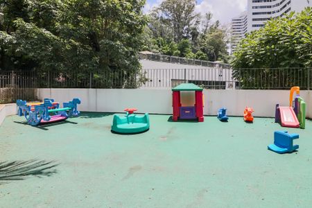 Apartamento à venda com 60m², 2 quartos e 1 vaga Apartamento à venda com 60m², 2 quartos e 1 vagaÁrea comum - Playground