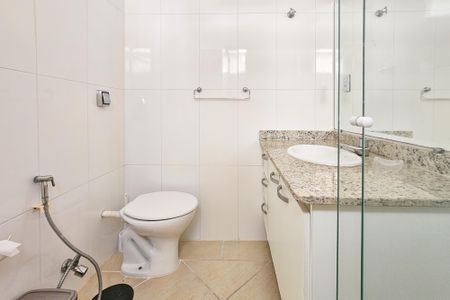 Apartamento para alugar com 110m², 3 quartos e 1 vaga Apartamento para alugar com 110m², 3 quartos e 1 vagaBanheiro