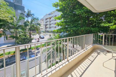 Apartamento para alugar com 110m², 3 quartos e 1 vaga Apartamento para alugar com 110m², 3 quartos e 1 vagaVaranda - Sala