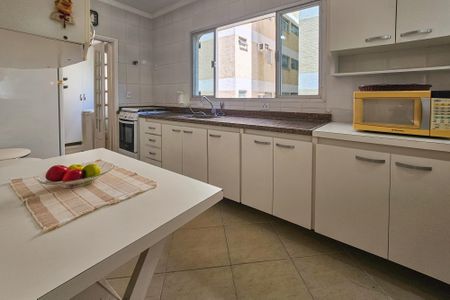 Apartamento para alugar com 110m², 3 quartos e 1 vaga Apartamento para alugar com 110m², 3 quartos e 1 vagaCozinha