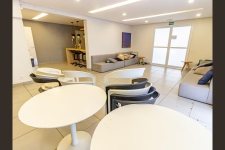 Apartamento à venda com 32m², 1 quarto e sem vagaÁrea comum - Salão de festas