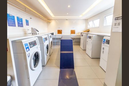 Apartamento à venda com 32m², 1 quarto e sem vagaÁrea comum - Lavanderia