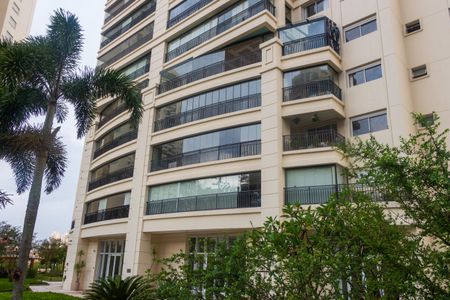 Apartamento à venda com 193m², 4 quartos e 3 vagas Apartamento à venda com 193m², 4 quartos e 3 vagasFachada