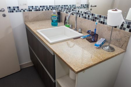 Apartamento à venda com 193m², 4 quartos e 3 vagas Apartamento à venda com 193m², 4 quartos e 3 vagasBanheiro da Suíte 1