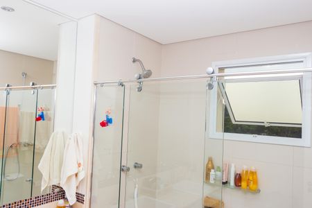 Apartamento à venda com 193m², 4 quartos e 3 vagas Apartamento à venda com 193m², 4 quartos e 3 vagasBanheiro da Suíte master