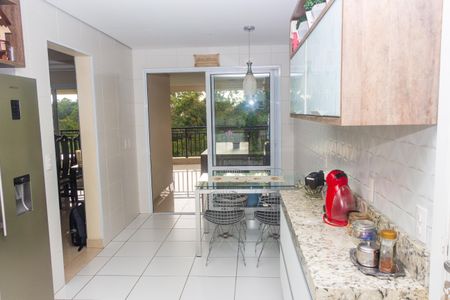 Apartamento à venda com 193m², 4 quartos e 3 vagas Apartamento à venda com 193m², 4 quartos e 3 vagasCozinha