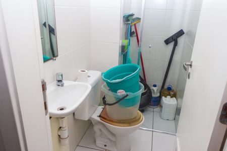 Apartamento à venda com 193m², 4 quartos e 3 vagas Apartamento à venda com 193m², 4 quartos e 3 vagasÁrea de Serviço