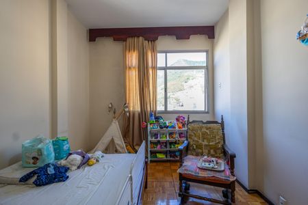 Apartamento à venda com 130m², 3 quartos e 2 vagas Apartamento à venda com 130m², 3 quartos e 2 vagasQuarto 2