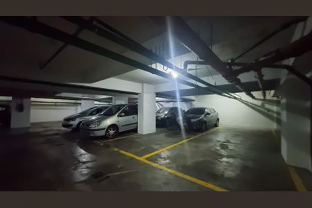 Apartamento à venda com 130m², 3 quartos e 2 vagas Apartamento à venda com 130m², 3 quartos e 2 vagasGaragem