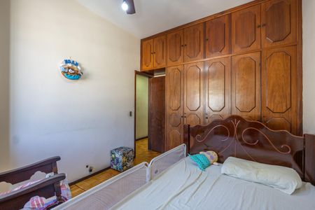 Apartamento à venda com 130m², 3 quartos e 2 vagas Apartamento à venda com 130m², 3 quartos e 2 vagasQuarto 2