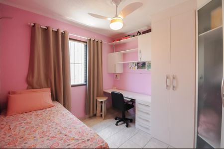 Casa à venda com 233m², 3 quartos e 2 vagasQuarto 3