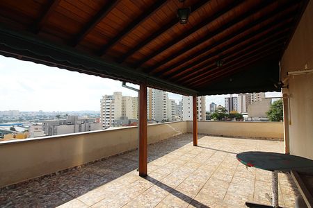 Apartamento à venda com 140m², 2 quartos e 2 vagasCobertura
