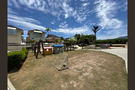 Casa de condomínio para alugar com 200m², 4 quartos e 2 vagas Casa de condomínio para alugar com 200m², 4 quartos e 2 vagasÁrea comum