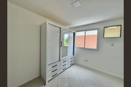 Casa de condomínio para alugar com 200m², 4 quartos e 2 vagas Casa de condomínio para alugar com 200m², 4 quartos e 2 vagasSuíte 2