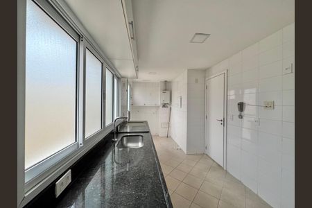 Casa de condomínio para alugar com 200m², 4 quartos e 2 vagas Casa de condomínio para alugar com 200m², 4 quartos e 2 vagasCozinha