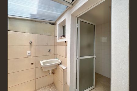 Casa de condomínio para alugar com 200m², 4 quartos e 2 vagas Casa de condomínio para alugar com 200m², 4 quartos e 2 vagasÁrea de Serviço