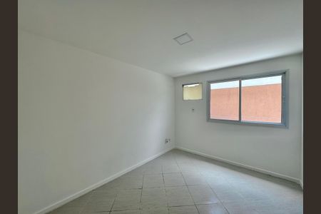 Casa de condomínio para alugar com 200m², 4 quartos e 2 vagas Casa de condomínio para alugar com 200m², 4 quartos e 2 vagasQuarto
