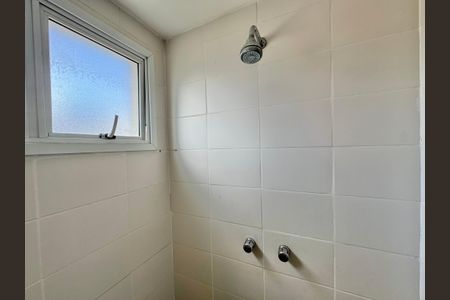 Casa de condomínio para alugar com 200m², 4 quartos e 2 vagas Casa de condomínio para alugar com 200m², 4 quartos e 2 vagasSuíte 2 - Banheiro