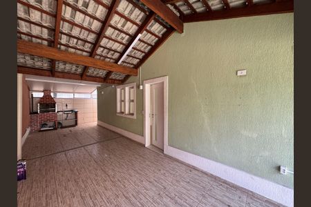 Casa de condomínio para alugar com 200m², 4 quartos e 2 vagas Casa de condomínio para alugar com 200m², 4 quartos e 2 vagasGaragem