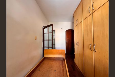 Casa para alugar com 350m², 3 quartos e 3 vagas Casa para alugar com 350m², 3 quartos e 3 vagasQuarto 3