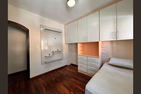 Casa para alugar com 350m², 3 quartos e 3 vagas Casa para alugar com 350m², 3 quartos e 3 vagasQuarto 1