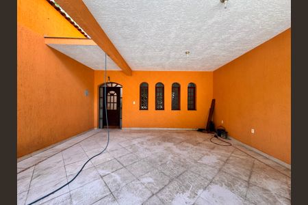 Casa para alugar com 350m², 3 quartos e 3 vagas Casa para alugar com 350m², 3 quartos e 3 vagasGaragem