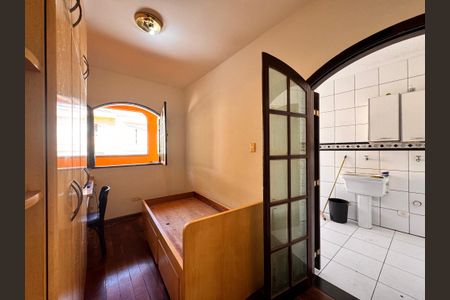 Casa para alugar com 350m², 3 quartos e 3 vagas Casa para alugar com 350m², 3 quartos e 3 vagasQuarto 3