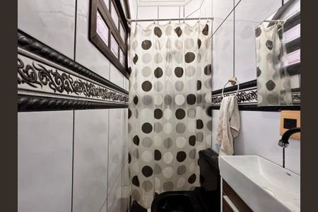 Casa para alugar com 350m², 3 quartos e 3 vagas Casa para alugar com 350m², 3 quartos e 3 vagasBanheiro