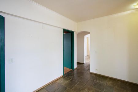 Apartamento à venda com 150m², 3 quartos e 1 vaga Apartamento à venda com 150m², 3 quartos e 1 vagaSala