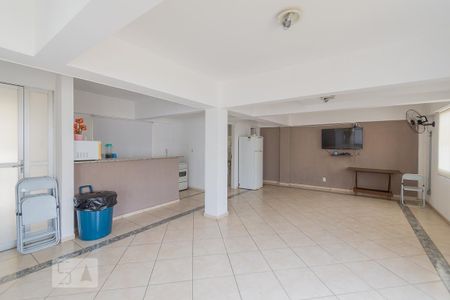 Apartamento à venda com 70m², 3 quartos e 1 vaga Apartamento à venda com 70m², 3 quartos e 1 vagaÁrea comum - Salão de festas