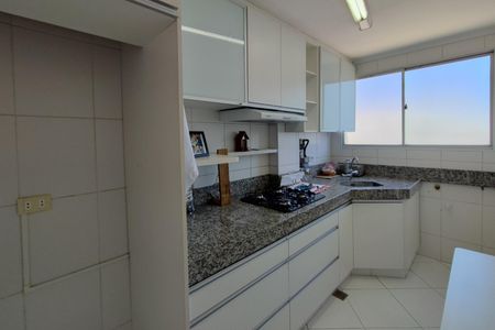 Apartamento à venda com 70m², 3 quartos e 1 vaga Apartamento à venda com 70m², 3 quartos e 1 vagaCozinha