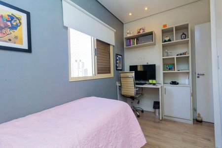 Apartamento à venda com 210m², 3 quartos e 3 vagas Apartamento à venda com 210m², 3 quartos e 3 vagasQuarto 1