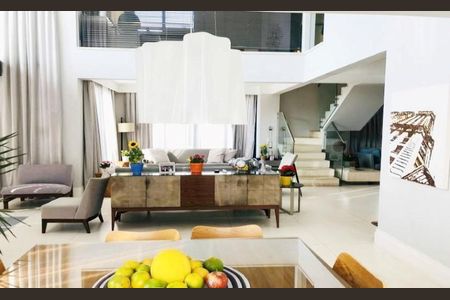 Apartamento à venda com 270m², 3 quartos e 4 vagas