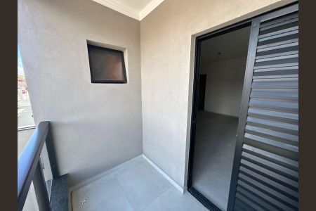 Casa à venda com 260m², 3 quartos e 5 vagasVaranda da Suíte 1