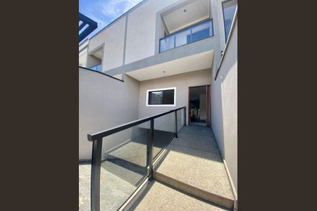 Casa à venda com 260m², 3 quartos e 5 vagasFachada do imóvel