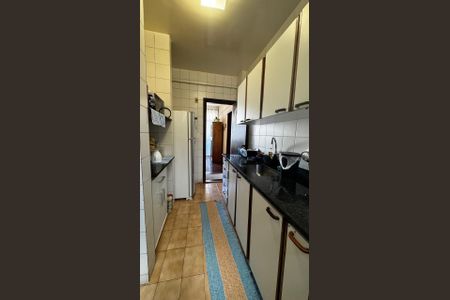 Apartamento à venda com 110m², 3 quartos e 2 vagas Apartamento à venda com 110m², 3 quartos e 2 vagasCozinha