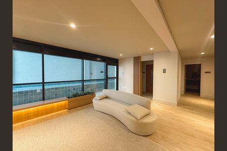 Apartamento à venda com 132m², 3 quartos e 2 vagas Apartamento à venda com 132m², 3 quartos e 2 vagasÁrea comum