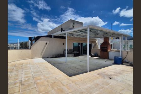 Apartamento para alugar com 220m², 3 quartos e 2 vagasTerraço