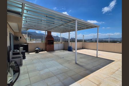 Apartamento para alugar com 220m², 3 quartos e 2 vagasTerraço