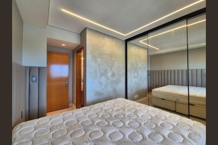 Apartamento para alugar com 220m², 3 quartos e 2 vagasSuíte