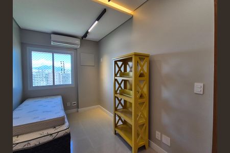 Apartamento para alugar com 220m², 3 quartos e 2 vagasQuarto 2